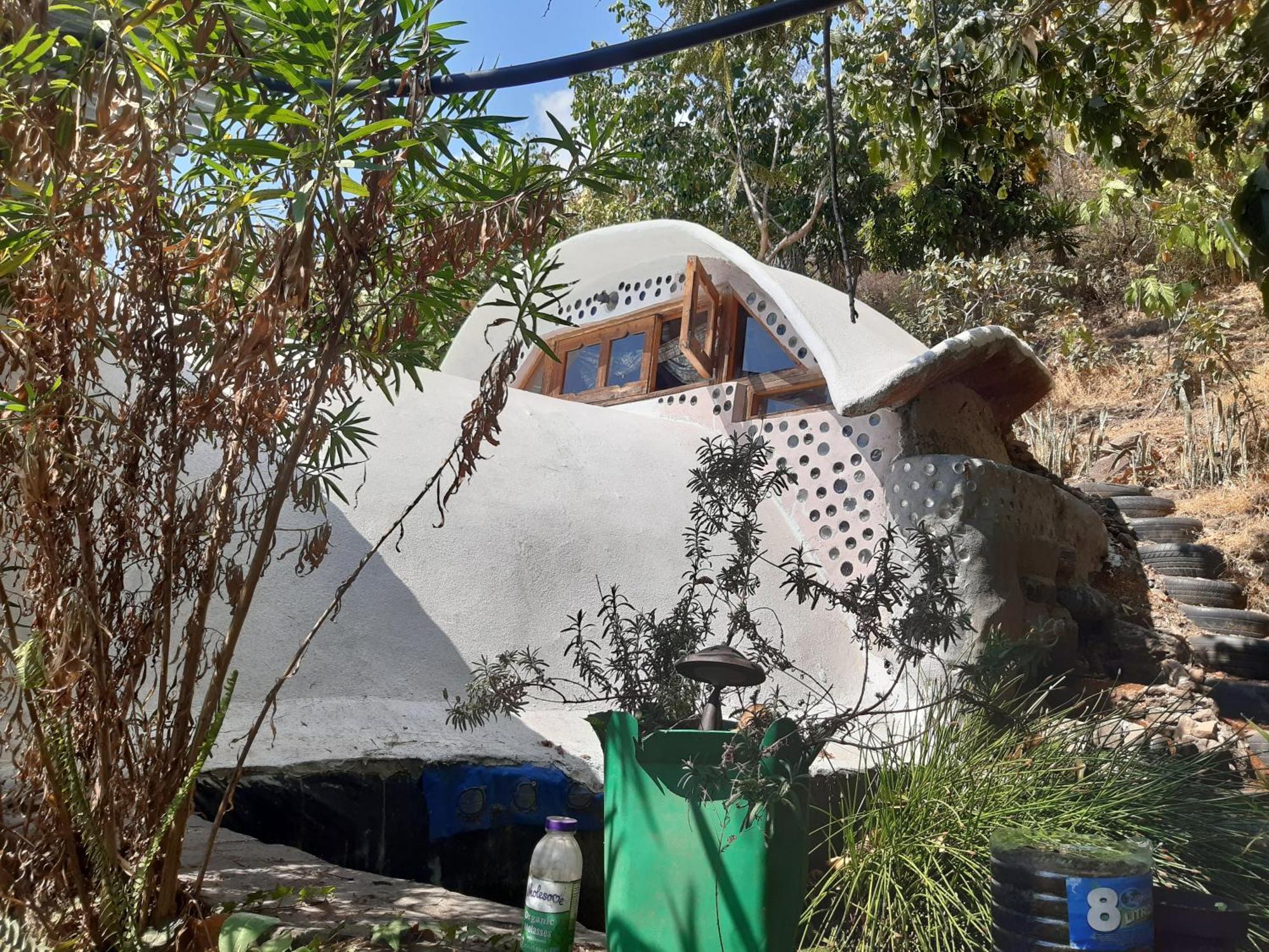 サン・マルコス・ラ・ラグナ Earthship Atitlanゲストハウス エクステリア 写真